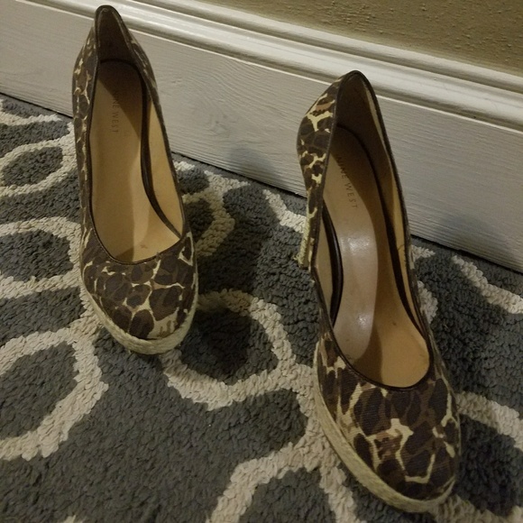 Platform leopard heels - Picture 2 of 2